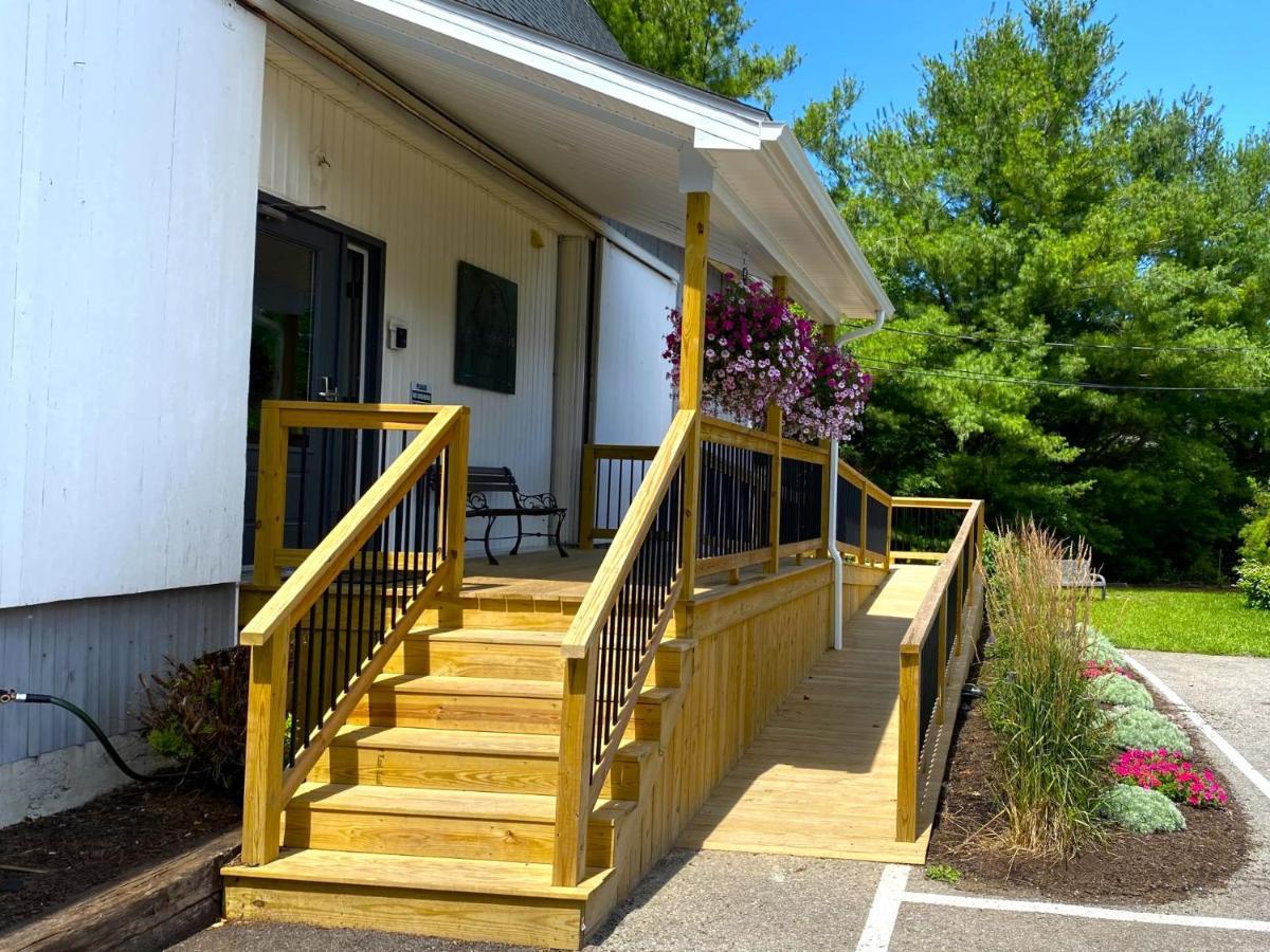 Ontario Motel&inn 2*